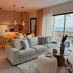 Sunsethome Modern 2 Beds With Sea View