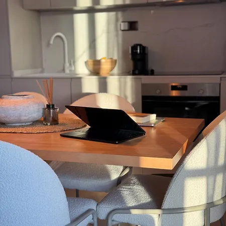 Sunsethome Modern 2 Beds With Sea View Apartamento *