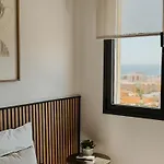 Sunsethome Modern 2 Beds With Sea View Apartment *