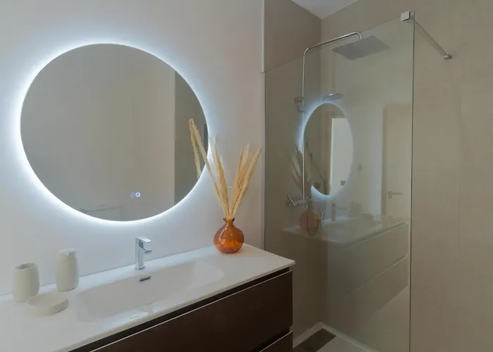 Apartament Sunsethome Modern 2 Beds With Sea View